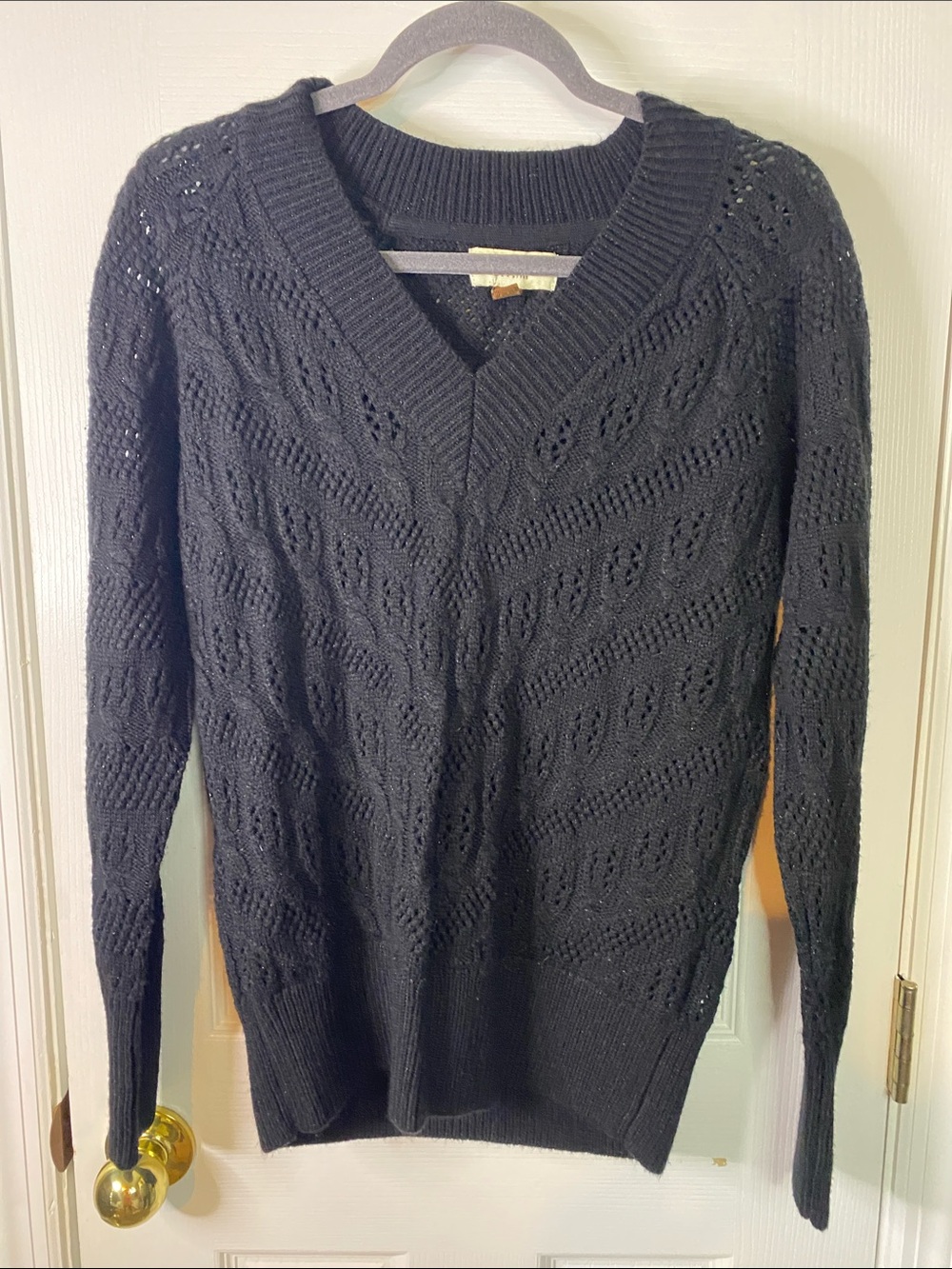 Sonoma Black V-Neck Pointelle Pullover Sweater Size Medium.